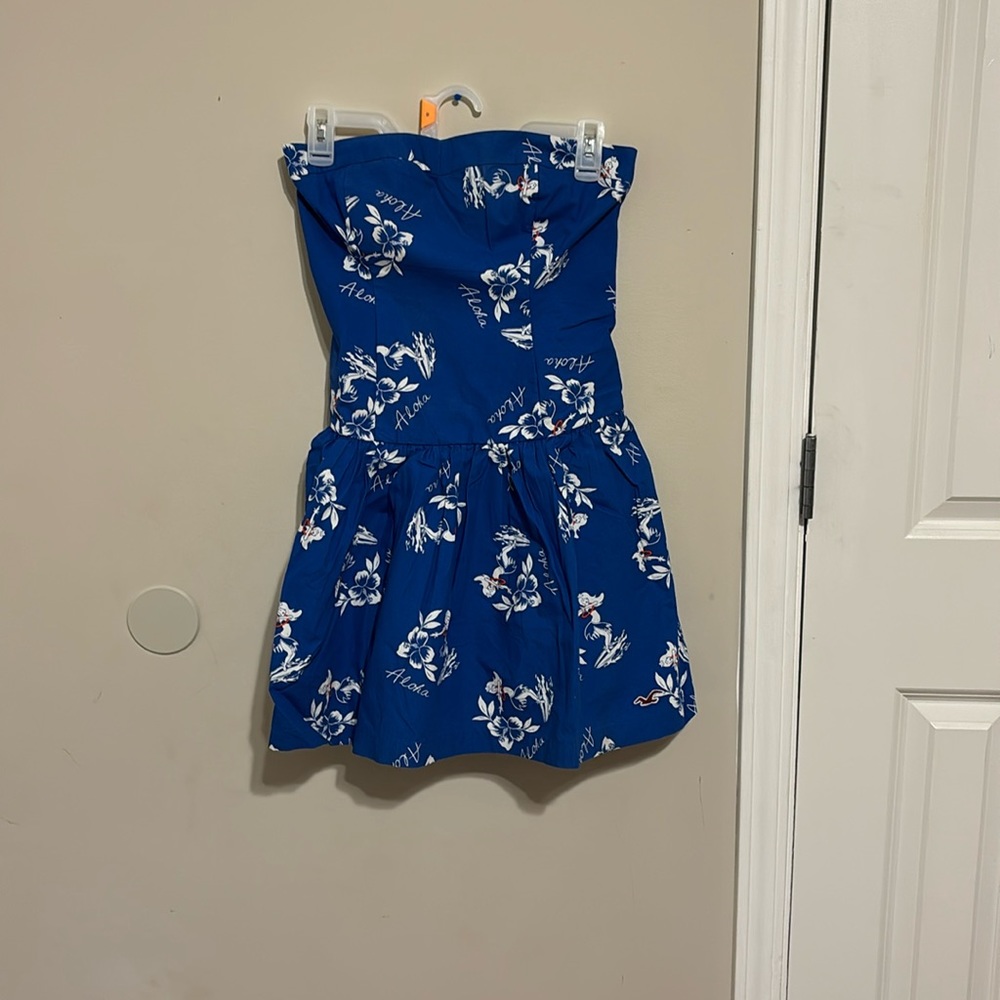 Brand new excellent condition dress.